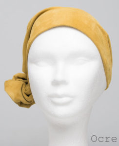 Foulard en cuir doux - alopécie cancer - couleur jaune ocre